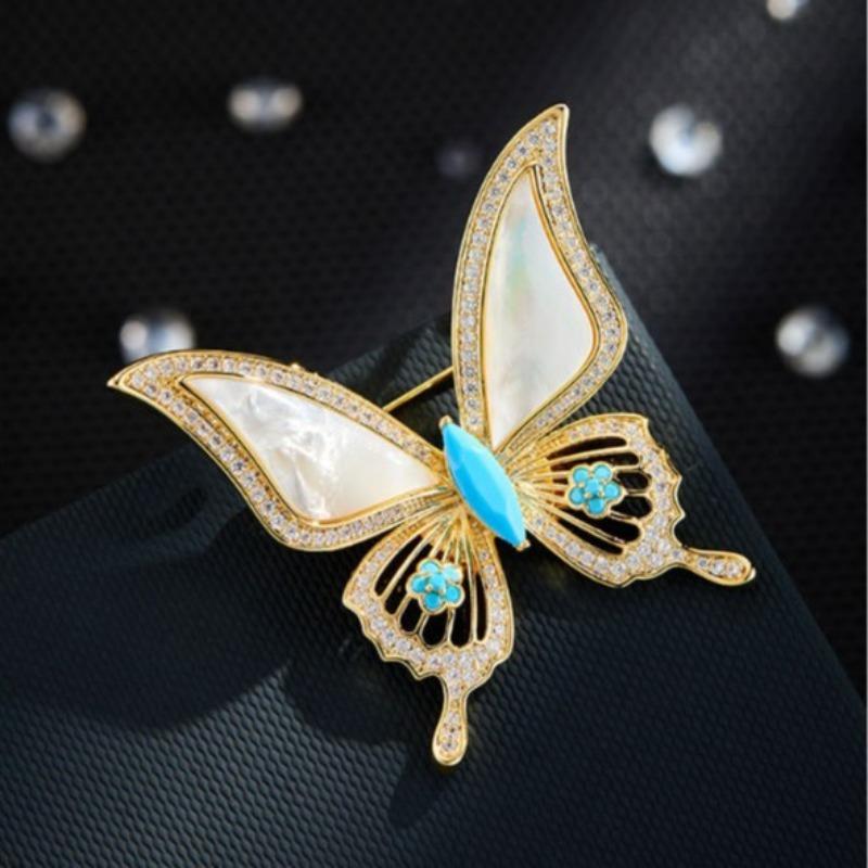 Fashion Light Animal Butterfly Brooches for Women Clothing Coat Accessories Party Gifts