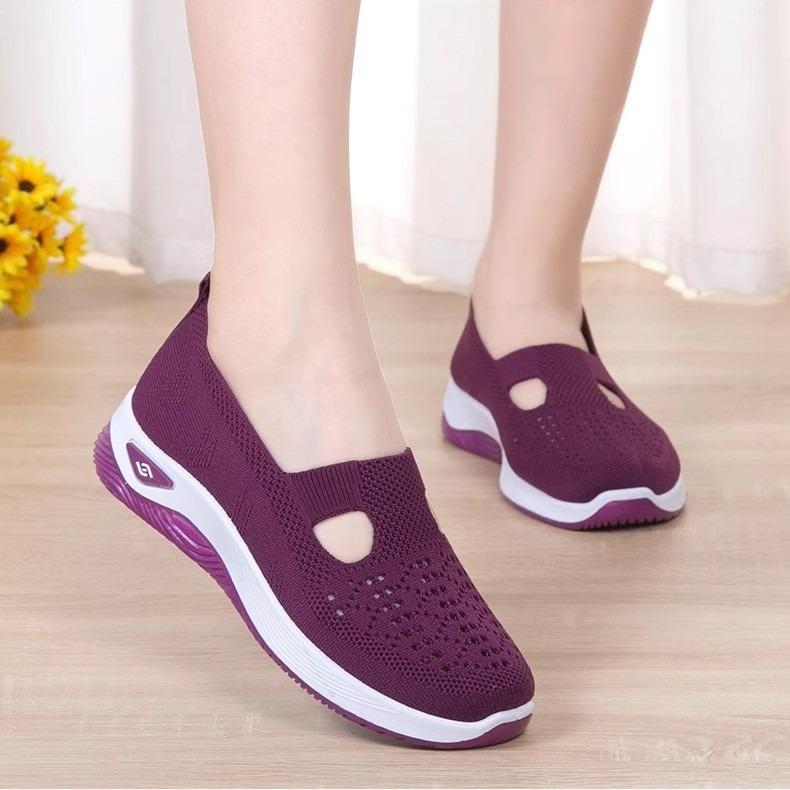 Casual shoes women's spring and autumn versatile breathable mesh shoes soft sole non-slip medium mother shoes lightweight women's shoes