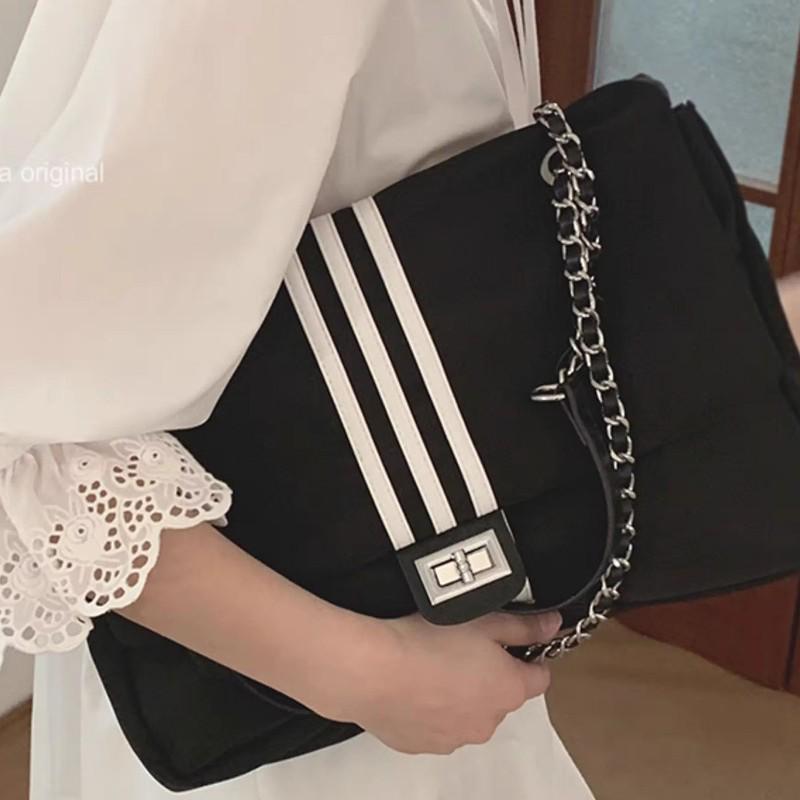 2023 Trendy Women's Canvas Chain Tote Bag – Stylish, Large-Capacity Crossbody & Hobo Style