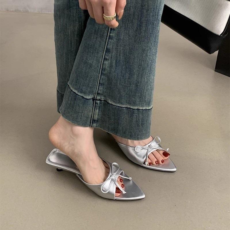Women's slippers women's summer wear new versatile French gentle temperament fairy small fragrant style with skirt cat and sandals