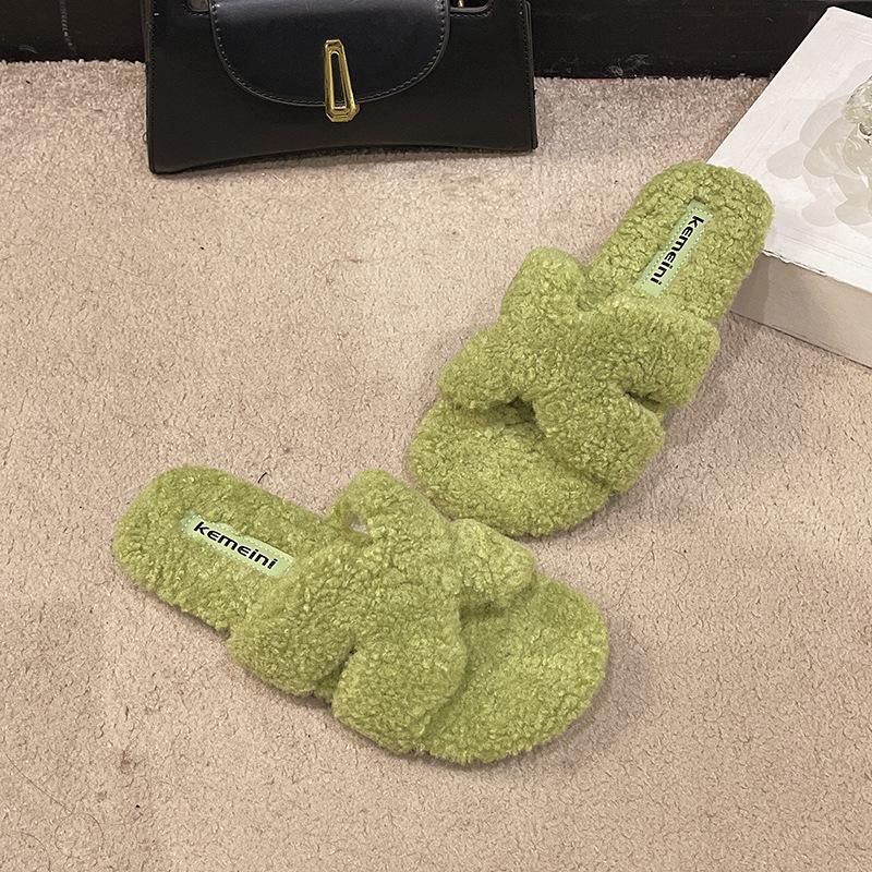 Flatsulade fluffiga tofflor för damers ytterkläder 2025 nya höst- och vinter tjocksulade inomhus hem mjukbottnade fluffiga bomullstofflor