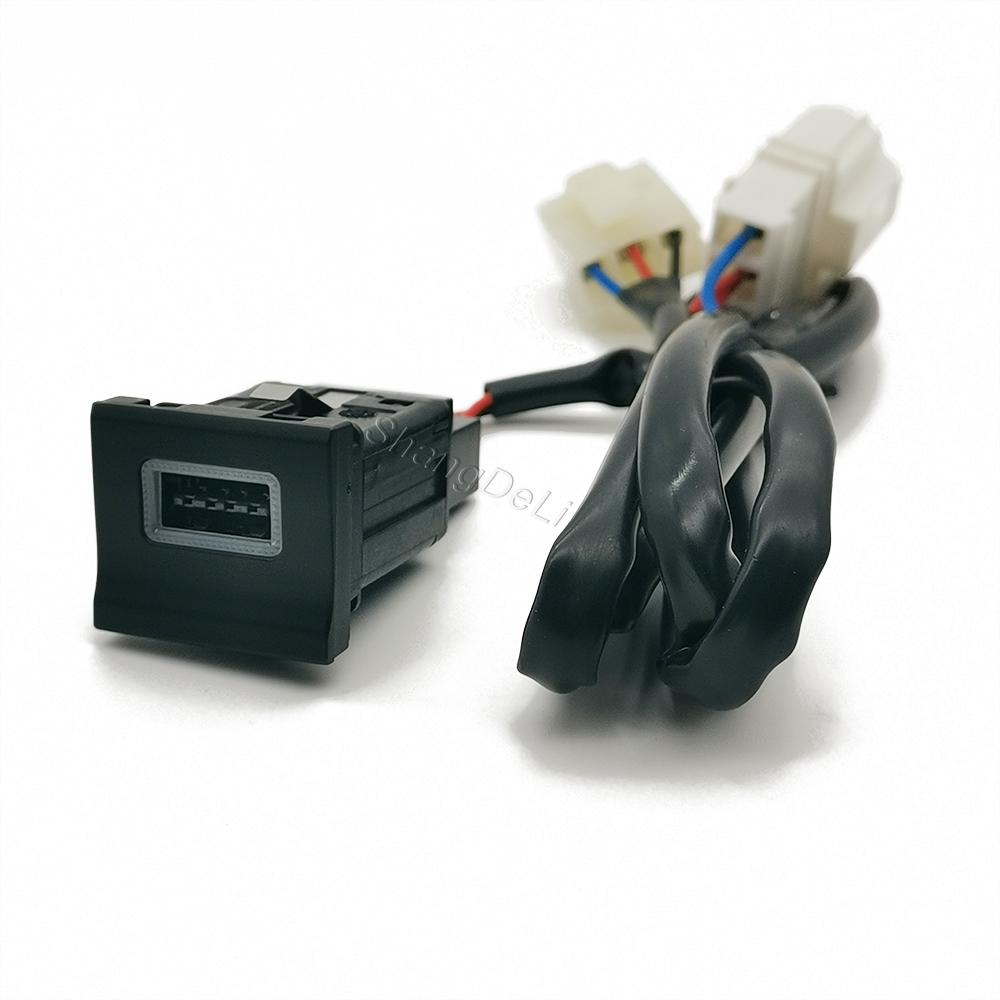 12V/24V Car QC3.0 USB Single Interface Charger Phone Charging Adapter Button Fit for Polo 2014-2018
