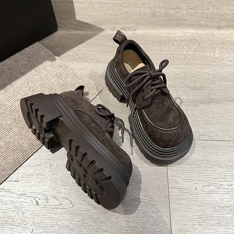 

Ретро матовые лоферы маленькие кожаные туфли женские 2025 весна новые британский стиль мода короткие Ле туфли на платформе 40 темно-коричневого