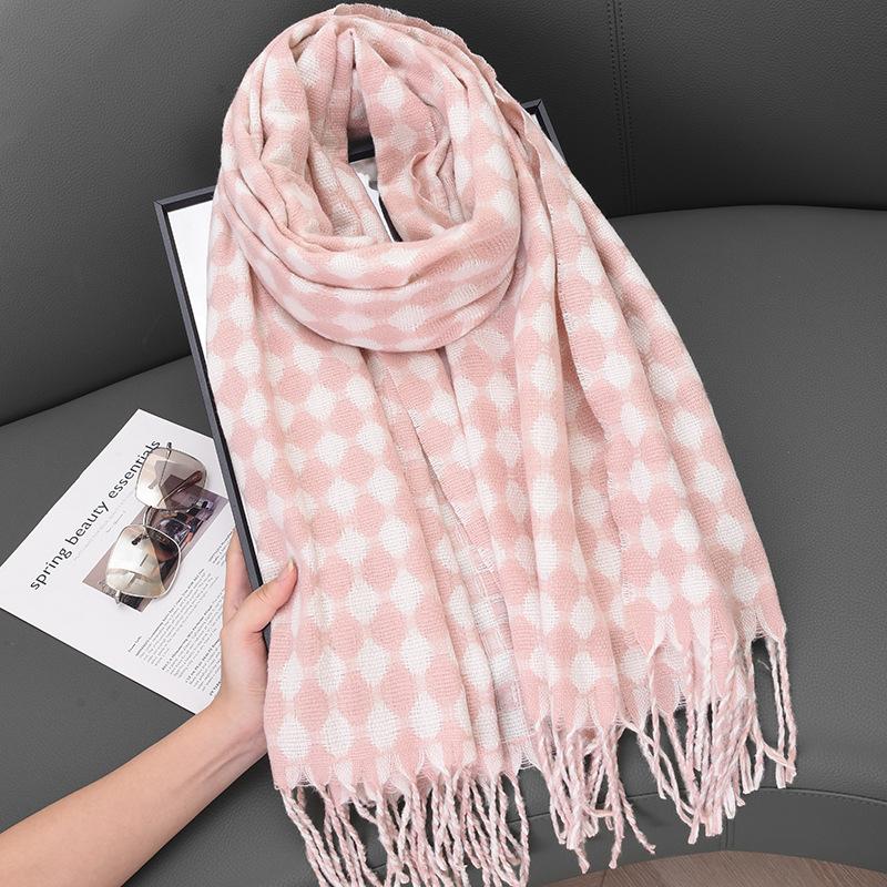 Winter 2025 New Oval Plaid Scarf Female Student Thickened Imitation Cashmere Literary Warm Cloak Scarf