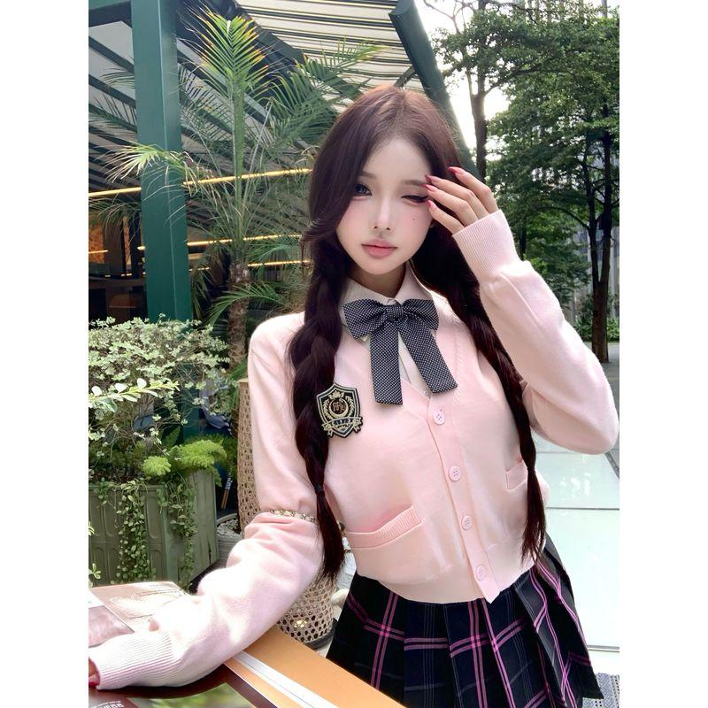 

Kumikumi Чувство Дизайна Белые Рубашки с Длинным Рукавом Женские Черные Вязаные Верхняя Одежда Осень Приталенная Плиссированная Юбка Костюм-Тройка Pink Knitting Outwear One size