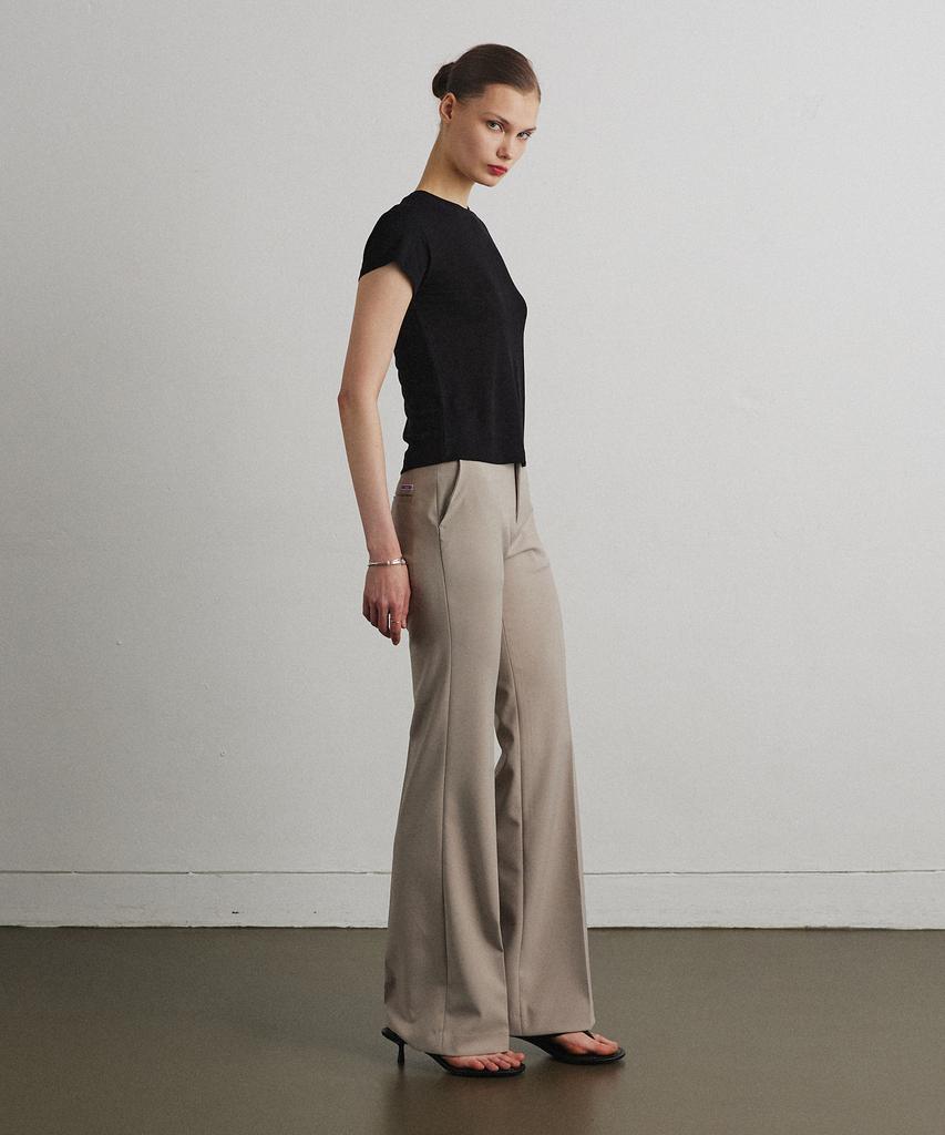 Aheule Essential Bootcut Slacks_Beige