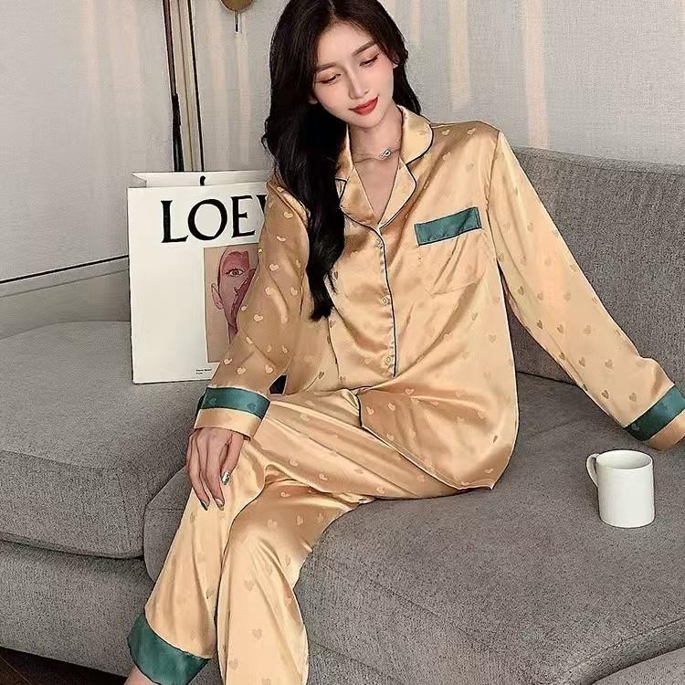 Ice Silk Women's Pajama Set - Thin Long Sleeve Top & Pants for Spring/Autumn.