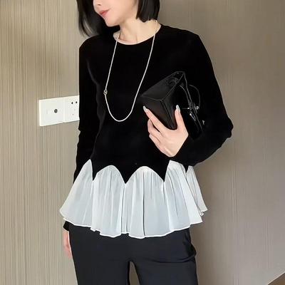 2024 Early Autumn Chic Black & White Color-Block Long-Sleeve Top
