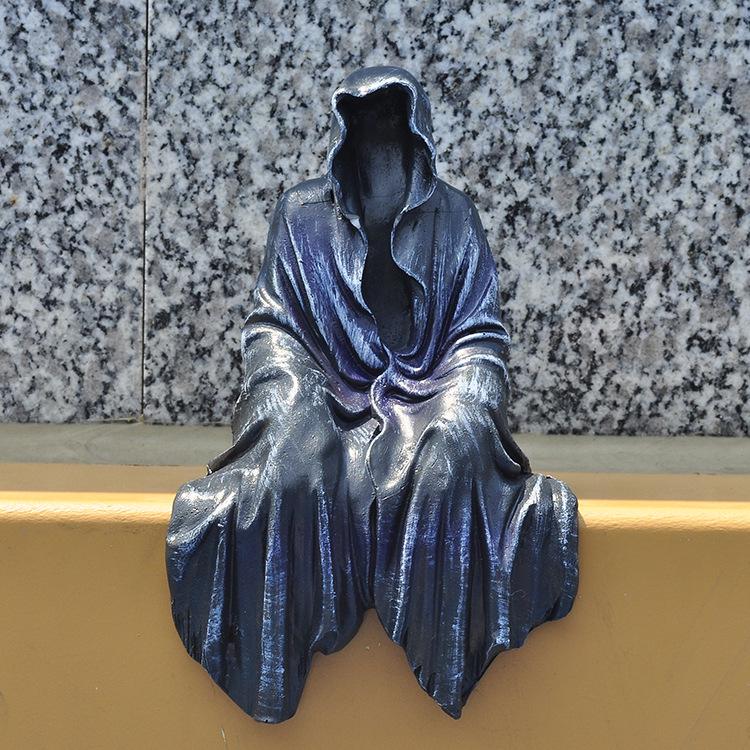 Mystical Gothic Garden Resin Figurines: Halloween Home Decor