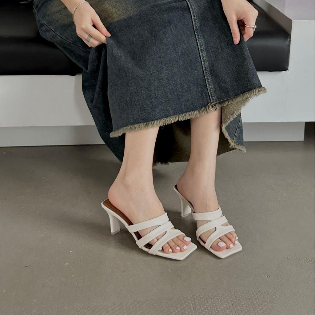 2025 Autumn and Winter New Square Head Stiletto Open-toed Catwalk Sexy Half-drag Women's Sandals