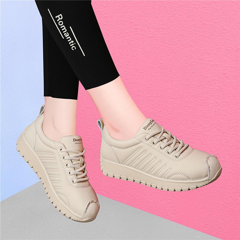 

Women s shoes spring and autumn light and warm casual sports shoes children s soft sole non-slip versatile travel cotton shoes 35