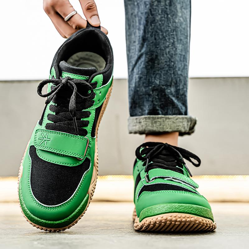 Men’s Red Sports Shoes Casual Green Street Style Running Sneakers Students Over Sized White Skateboard Shoes