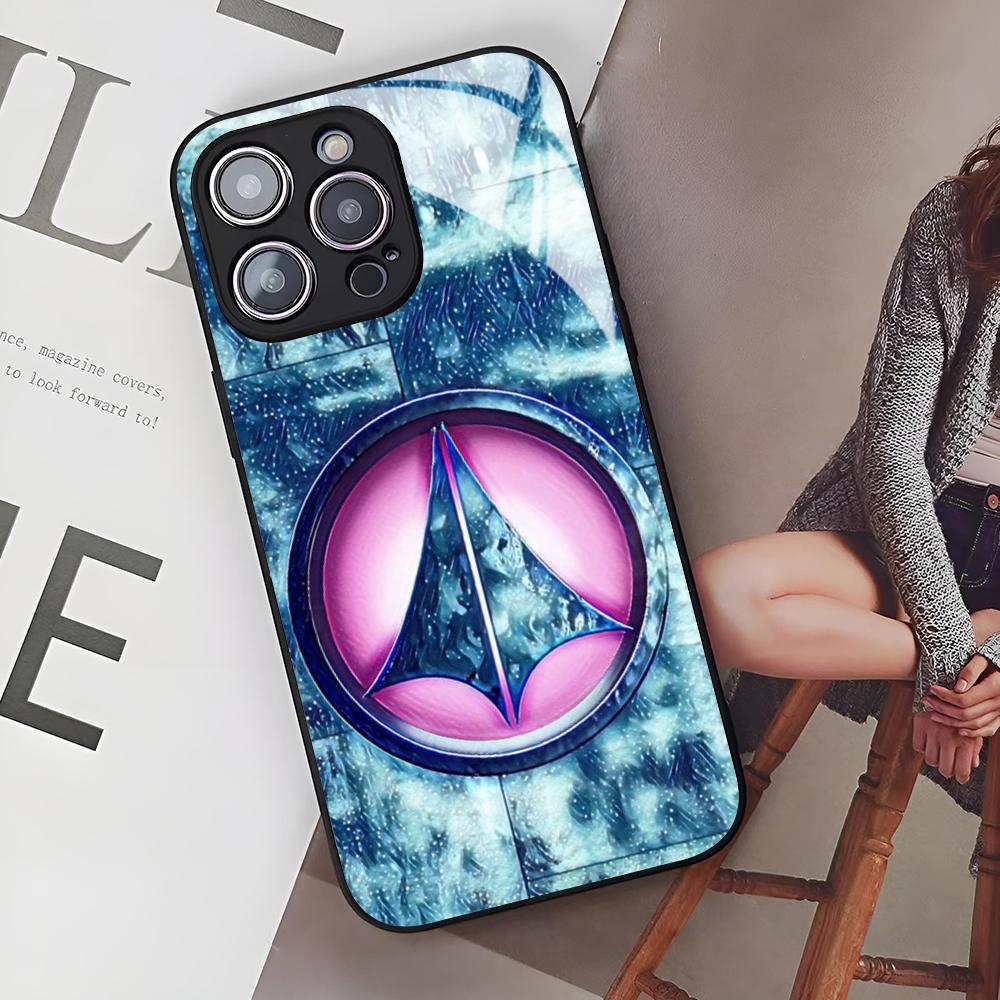 Anime Robotech Phone Case for Iphone 16 15 14 12 11 13 Pro Max Mini X Xr Xs Se 8 Puls Glass Cover