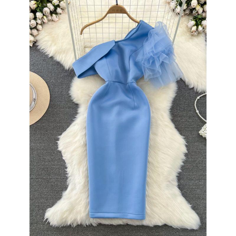 Accessible Luxury One-Side Ruffle Sleeve Sloping Shoulder Dress Dress