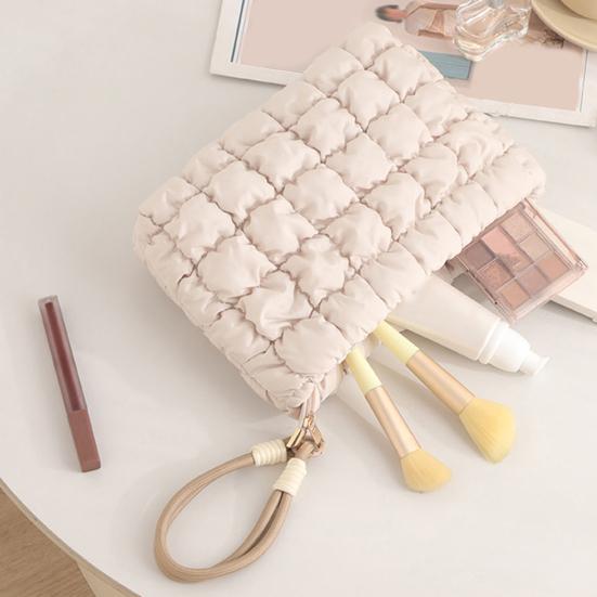 Women Padded Makeup Bag Large Capacity Quilted Cosmetic Pouch Solid Color Makeup Organizer Clutch for Travel Vacation Business Trip