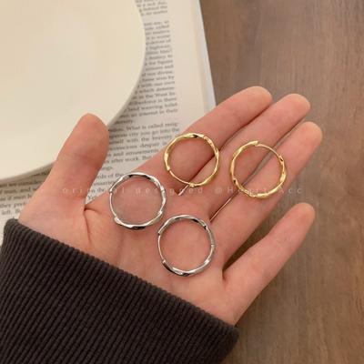 Simple and Cold Wind Circle Plain Circle Ear Buckle Women's Autumn and Winter Korean Temperament Earrings New Trendy Earrings
