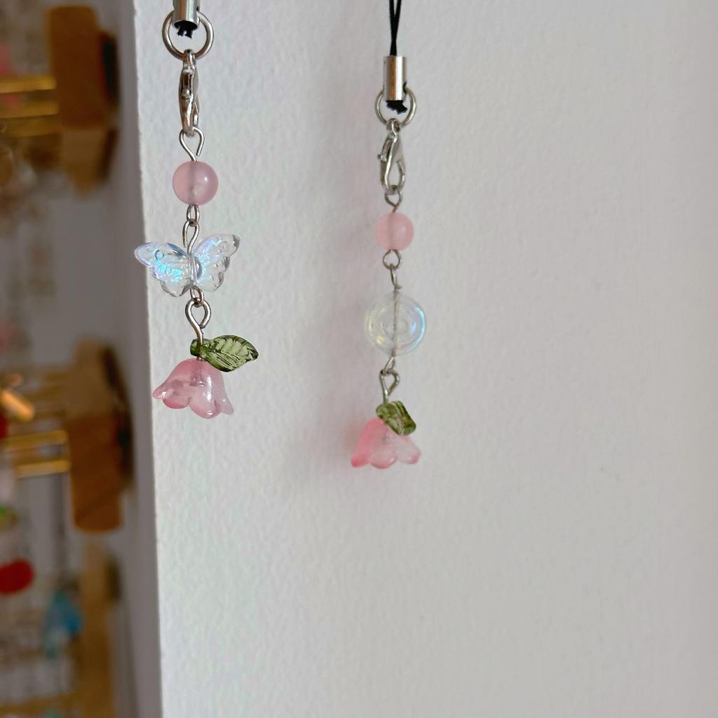 Handgefertigte Perlen-Handykette Blume und Schmetterling Handy-Anhänger Bunter Schlüsselanhänger-Anhänger Handy-Anhänger Zubehör