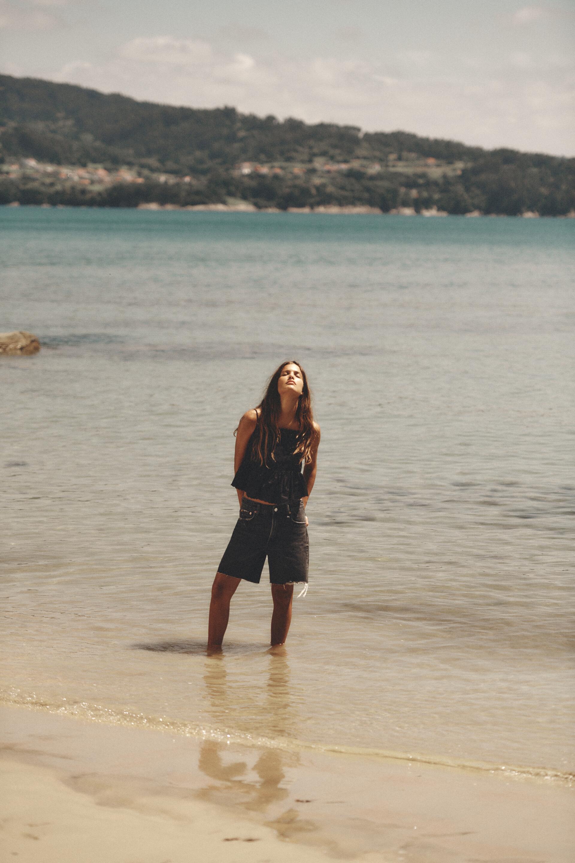 

ВЫШИВАННЫЙ ТОП