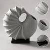 Vase mit rechteckiger Basis, modern, rund, matt für den Eingangsbereich