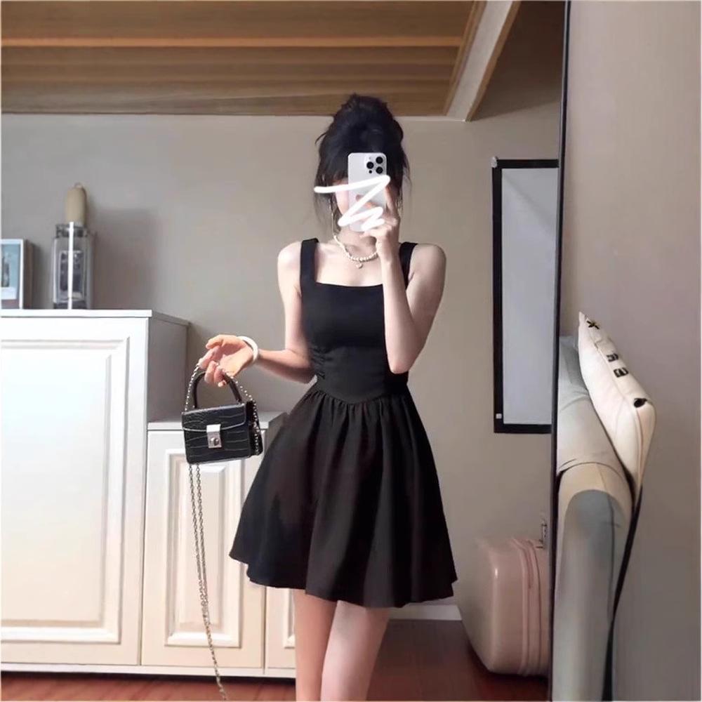 Women's 2025 French Hepburn Black Spaghetti Strap Dress - Slimming & Sexy Summer Style