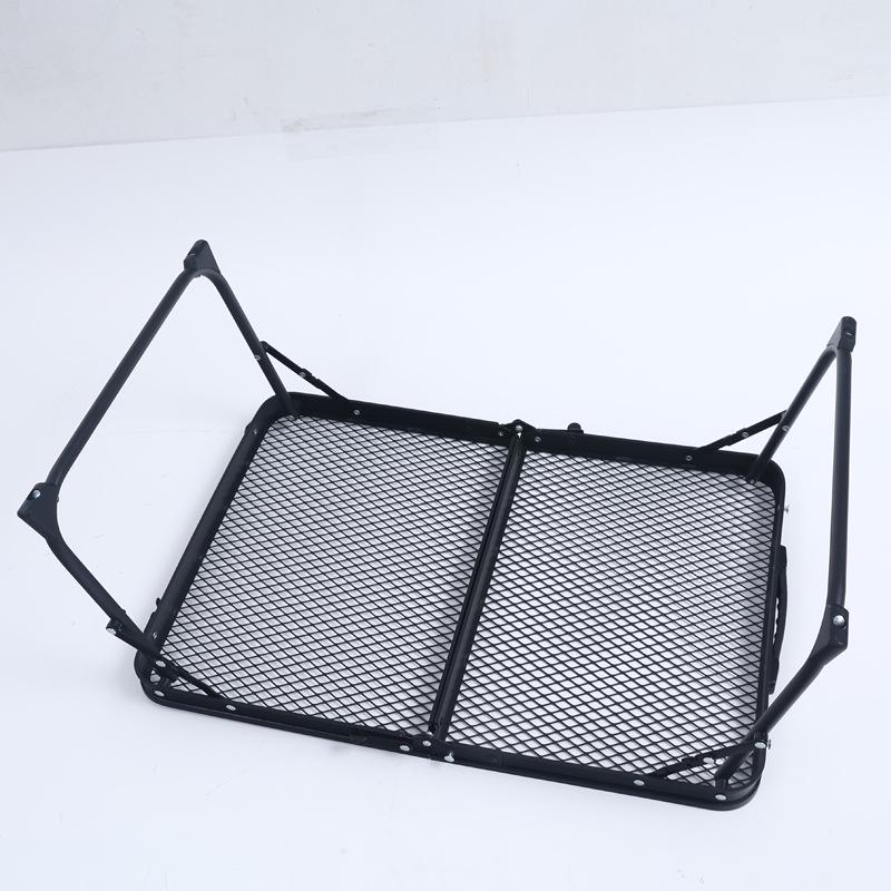 Ultra lekki składany taktyczny stół kempingowy - przenośny model piknikowy ze stopu aluminium.
