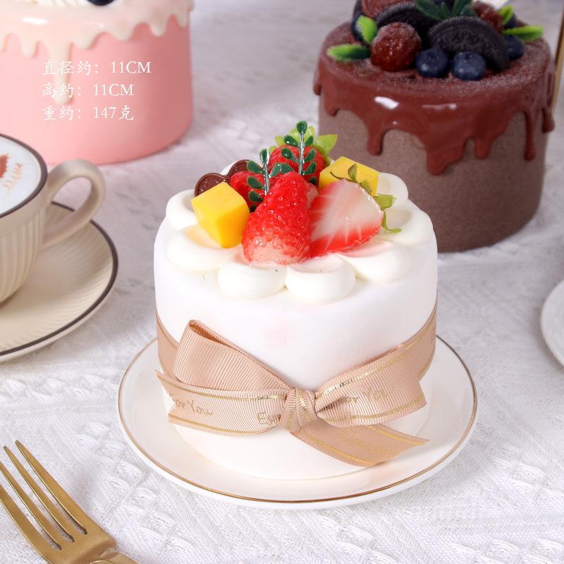 4-Zoll Simulations-Geburtstagskuchenmodell, Künstlicher Frucht-Sahnetorten-Fotografie-Requisite, Geburtstags-/Hochzeitsparty-Dessert-Schmuck, Heimdekoration