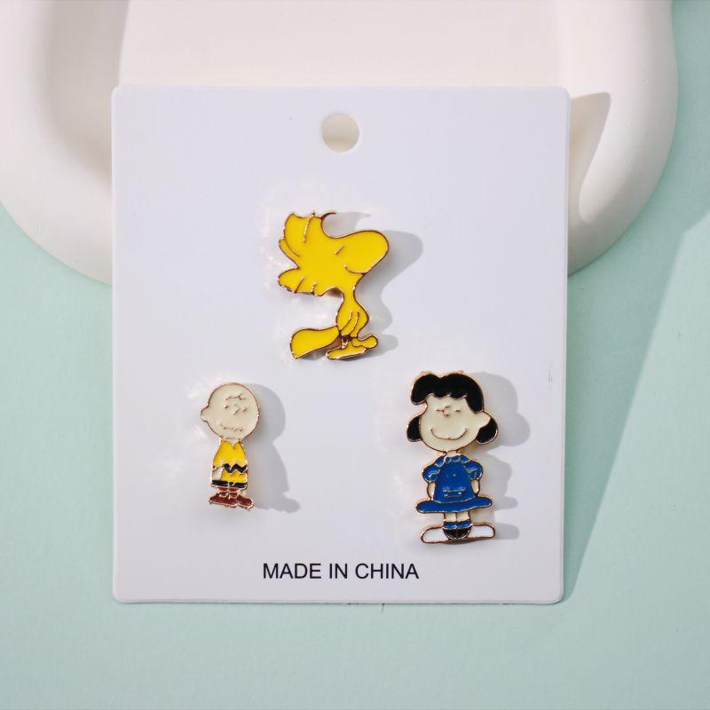 Snoopy Cartoon Enamel Pin Brooch - Cute Japanese Animal Accessories