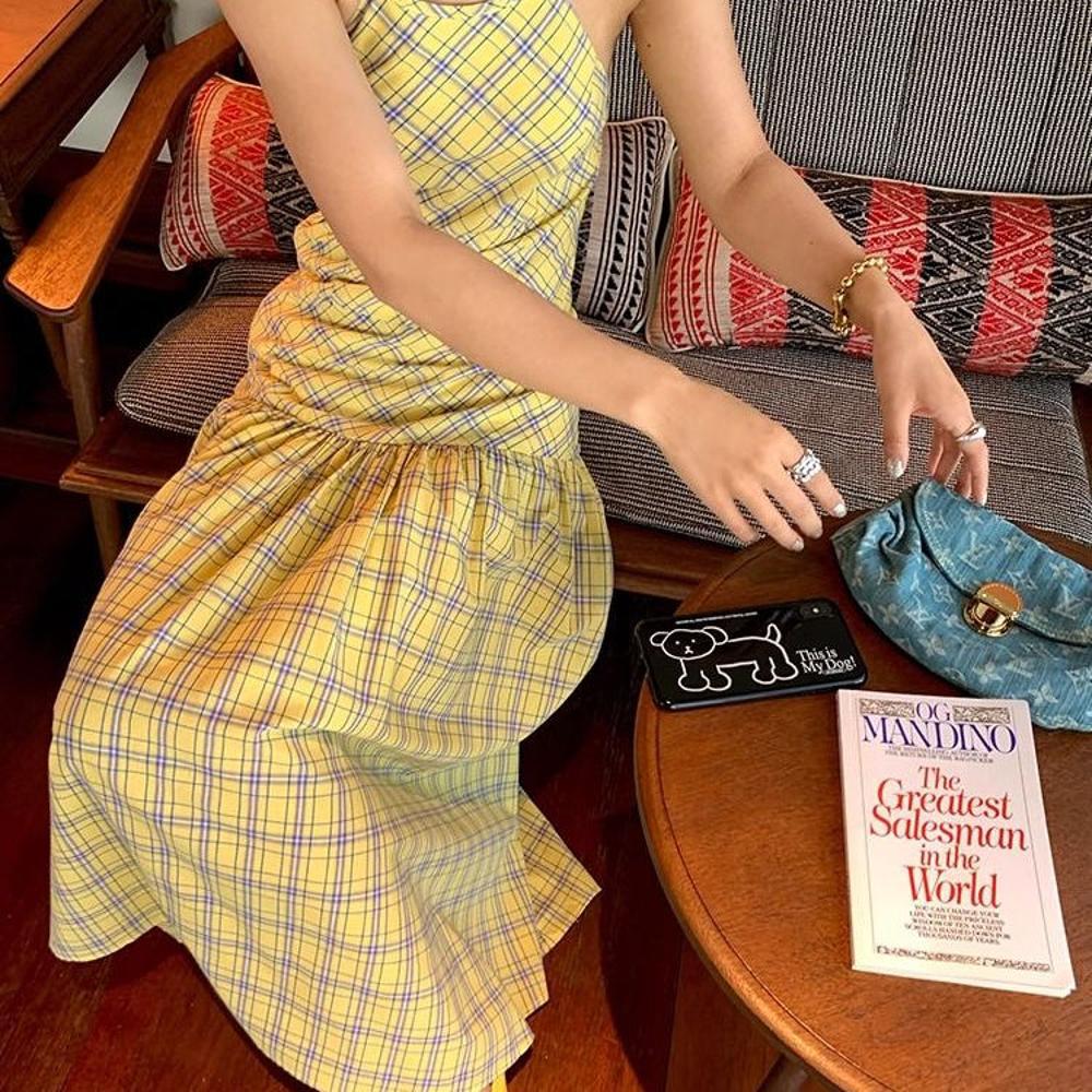 Sweet yellow plaid halterneck yellow dress women's summer cautionary machine backless A-line skirt temperament long skirt