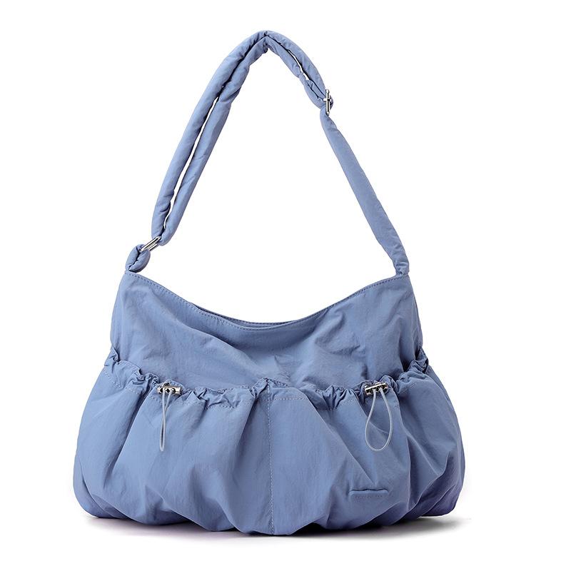 New Women's Simple and Versatile Pleated Nylon Bag Casual and Light Commuter Messenger Bag