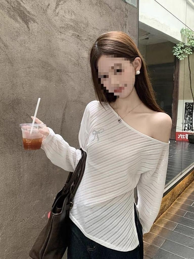 Tshirt Oversize Knit Blouse With Embroidery For Women Spring 2025