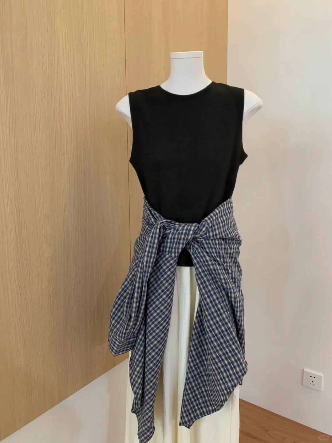 

Basic versatile pure cotton vest women s summer collection breast wear bottom top simple casual style sleeveless suspenders XL чорний