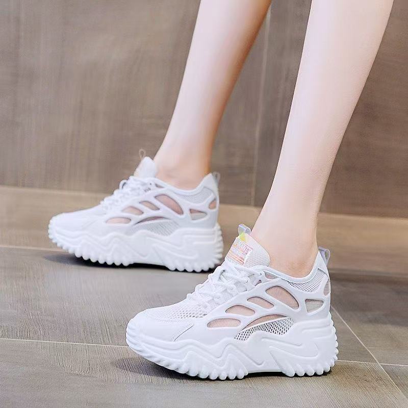 Hollow mesh dad shoes new thick-soled heightened and breathable casual sports shoes in autumn