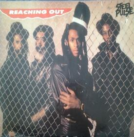 

12inch Record STEEL PULSE - Reaching Out MCAT1283 MCA Records 1988 UK Dance & Electronica Used