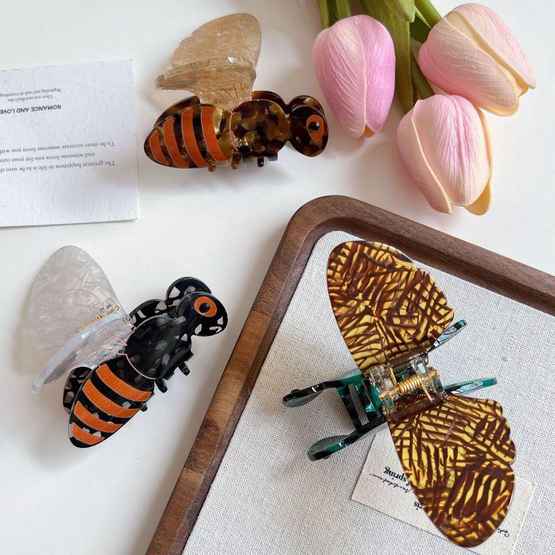 1pc Cartoon Cute Bee Shark Clip Sweet and Fashionable New Animal High Grade Grasp Clip Hair Accessories Headwear