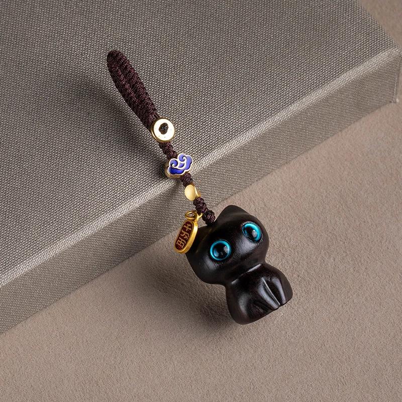 

Eco Sandalwood Cat Keychain Natural Wood Anime Charm Hand Knitted Phone Strap Cute Forest Style Gift for Women Girls Accessory