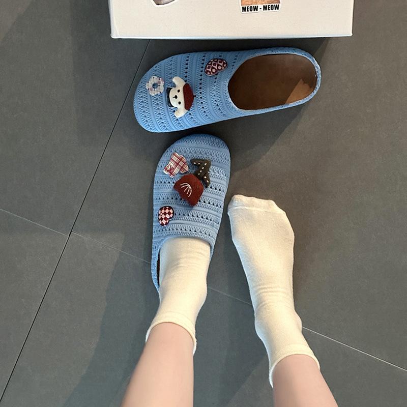 Cartoon fashion cute hollow woven bag head slippers women's summer retro versatile home breathable flat bottom cool slippers