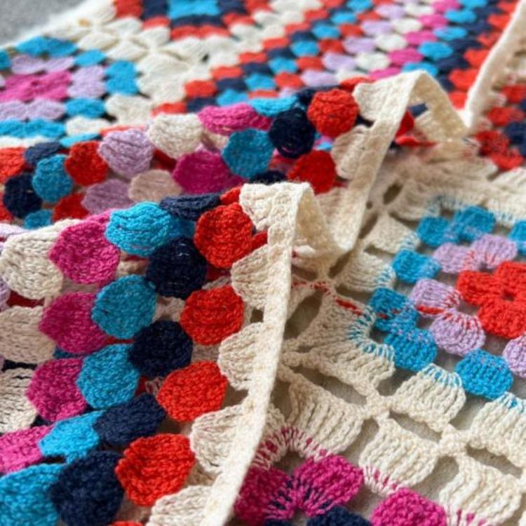 Böhmischer Strickschal Pullover Hohl-Spitzenärmel Häkel-Stickerei Design Lockerer Cardigan Mantel