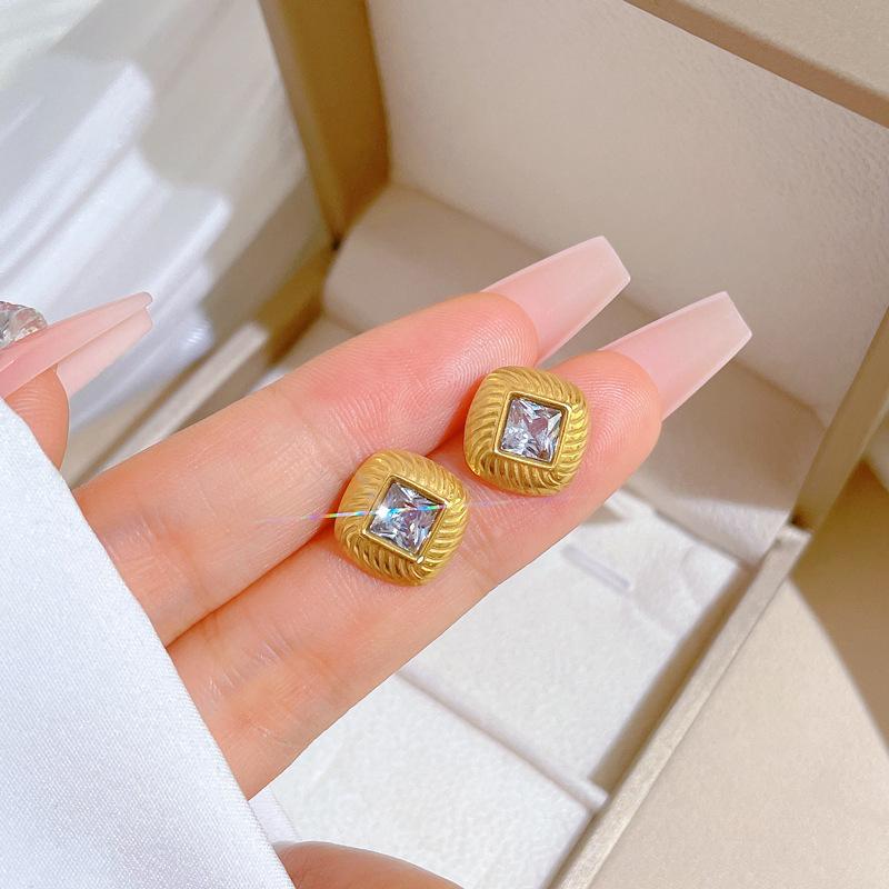 Square Zircon Minimalist Stud Earrings Cold Men'S And Women'S Earrings Personality Temperament Banquet Earrings