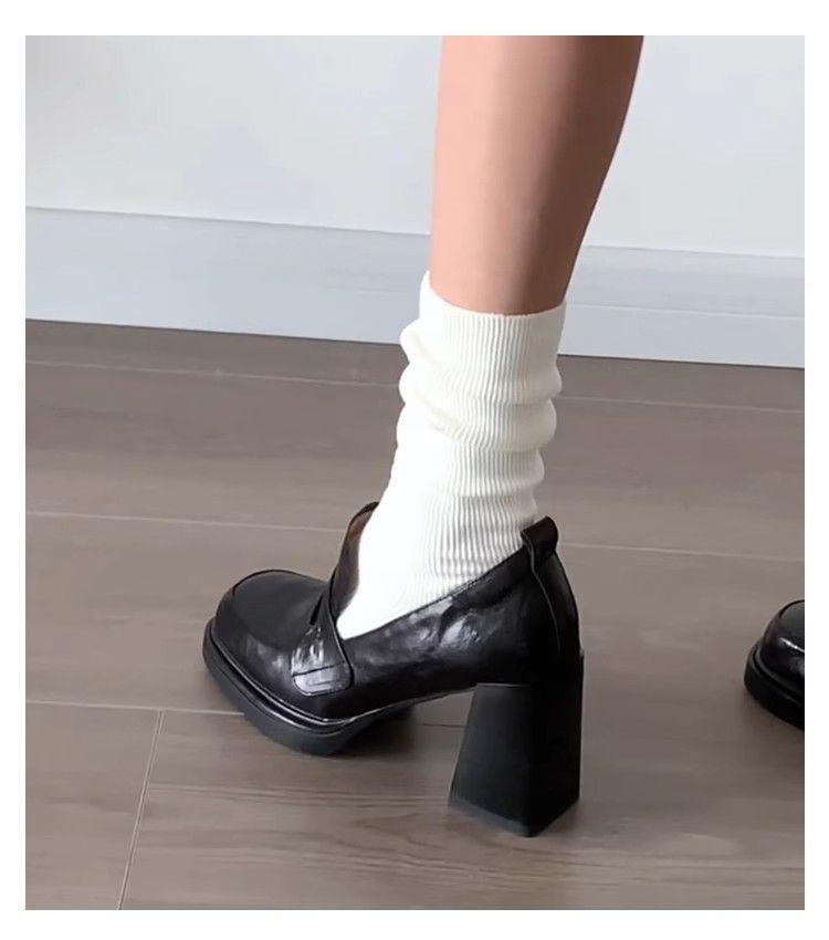 2025 Retro Mary Janes mit klobigem Absatz Damen Slipper: Hoher Absatz, Dicke Sohle, Quadratische Zehenpartie, Lederschuhe.