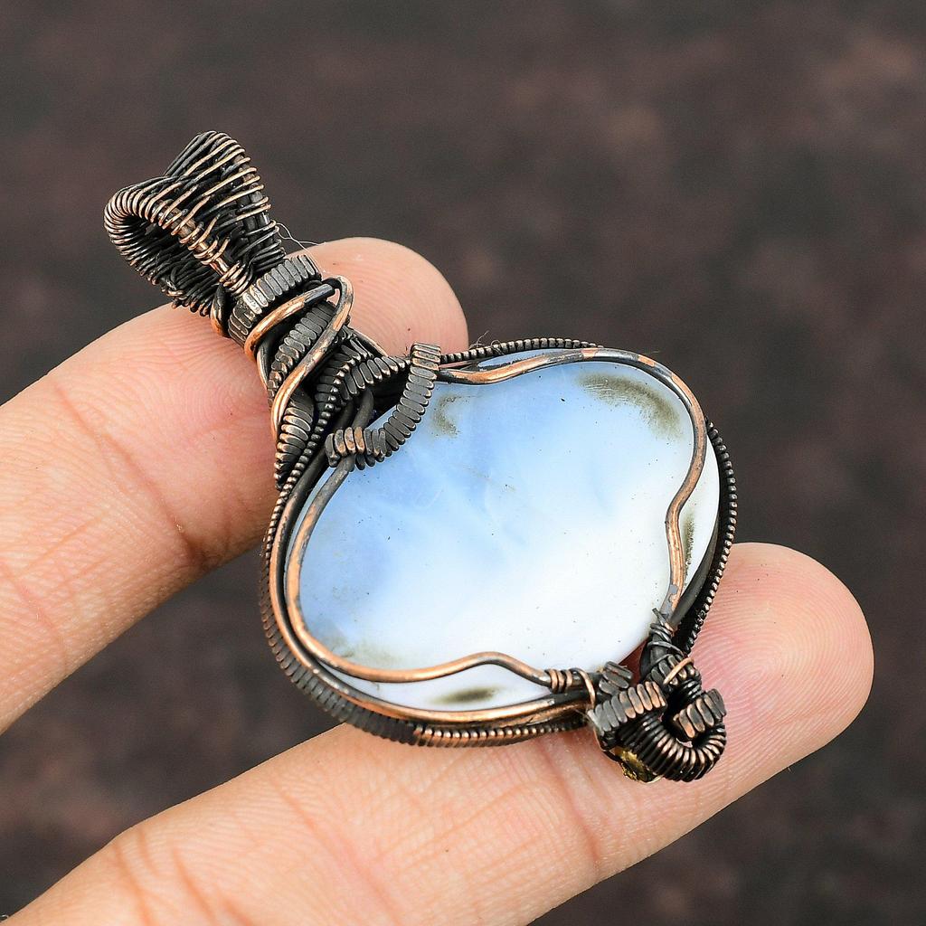 Pingente de opala azul Owyhee, pingente de fio de cobre enrolado, pingente de pedra preciosa feito à mão, presente para mãe, pingente de lápis-lazúli, joias de fio de cobre enrolado