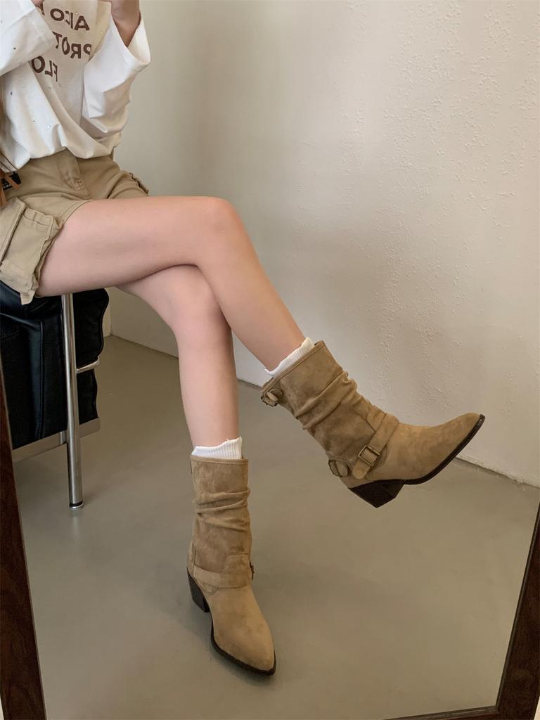 French retro square head thick heel short boots women's 2025 autumn and winter new belt buckle pleated piled boots versatile thin boots