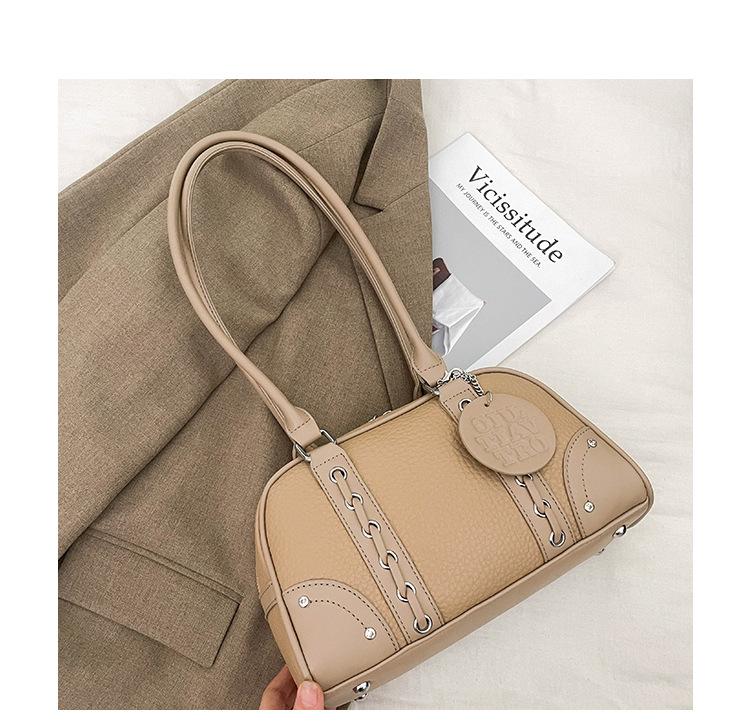 

Ретро универсальная сумка через плечо женская 2025 лето новая трендовая нишевая дизайнерская корейская сумочка хаки