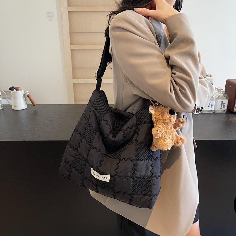 Leisure Commuting Large-capacity Bag Women's 2025 New Autumn and Winter Lightweight Casual Messenger Bag Shoulder Bag Tote Bag
