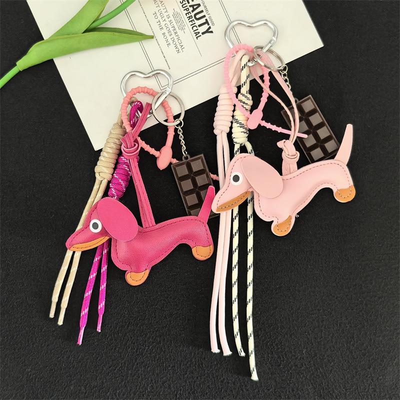 Dachshund Keychain Leather Strap Design Ins Car Keyring Bag Pendant Femme Handbag Ornament
