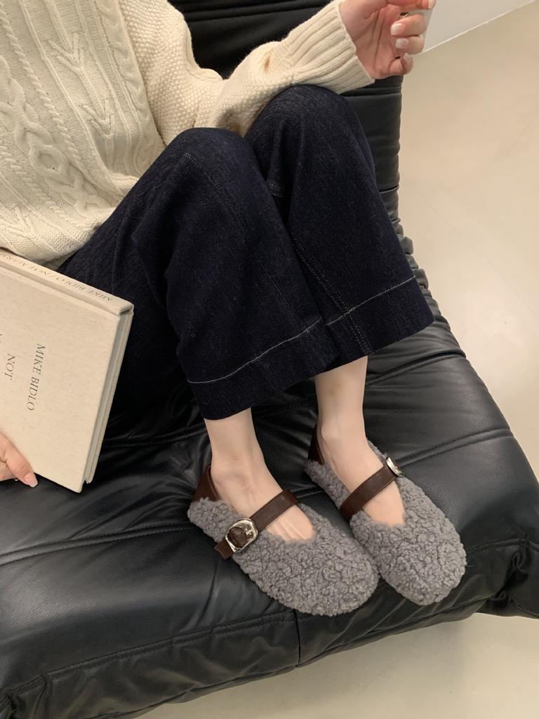 One-pedal Doudou Shoes Women's Winter 2025 New Lamb Wool Shoes Wear One-button Velvet Thermal Cotton Shoes