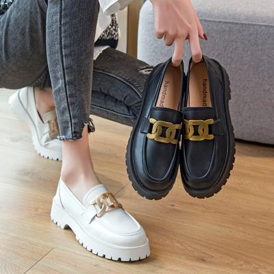 2024 Damesko Flate Sko Jenter Kilehæler Stor Størrelse 42 Luksus Designer Loafers Pumps Elegante Sko