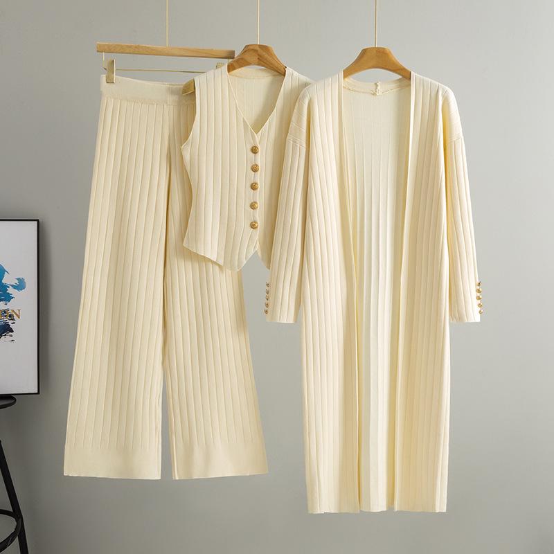 

2026 Spring/Fall Elegant Knit Three-Piece Set: Long Cardigan Coat, Single-Breasted Vest, Wide-Leg Pants One Size