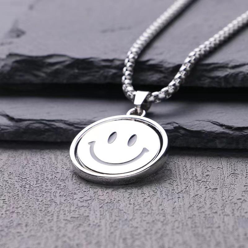 Rotating Smiley Face Necklace - Versatile Women's Long Sweater Chain, Hip Hop Jewelry for Men and Women
