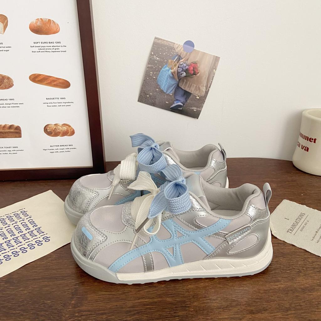 Rote deutsche Trainingsschuhe Damen neue Herbst-Explosion super angesagt vielseitig Forrest Gump Sport und Freizeit Board Schuhe Damenschuhe