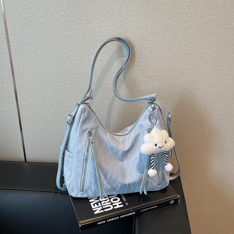 

Вместительная сумка-тоут на двойном плечевом ремне женская 2025 новая повседневная универсальная одноплечевая подмышечная сумка премиум сумка-мессенджер